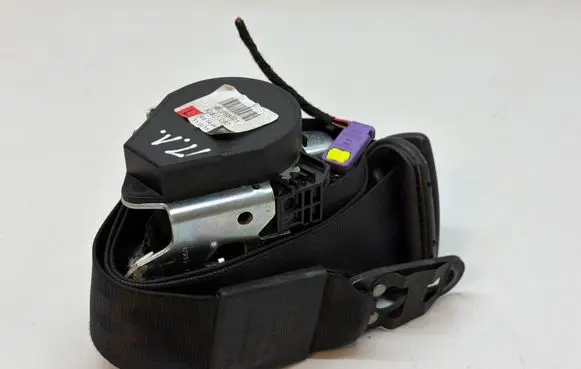 Audi A6 S6 C6 4F Front seatbelt 560788401 031449 008L000