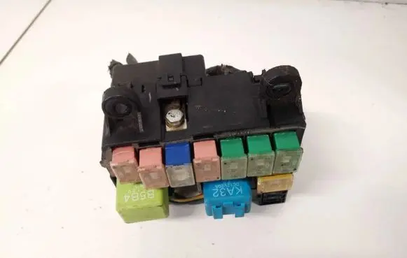 Mazda 626 Fuse box set 72543034 7254-3034