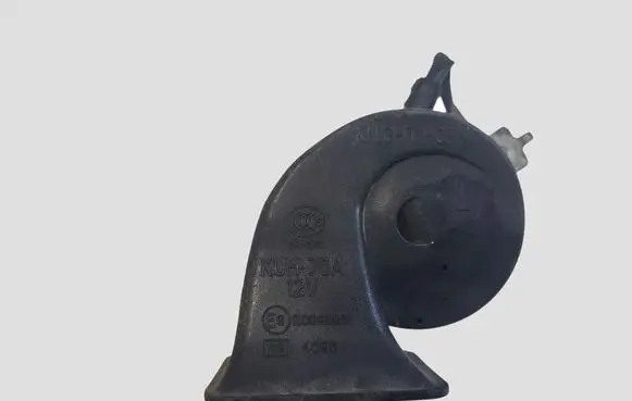 Mazda 3 II Horn signal 004095 A046061
