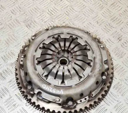 Renault Captur Clutch set kit 302101221R 123116079R