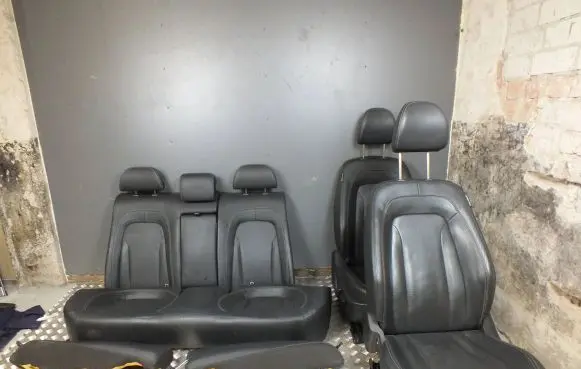 KIA Optima Seat set 