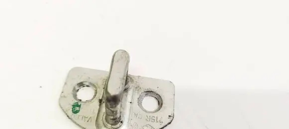 Dacia Sandero Front door lock loop/hook striker 