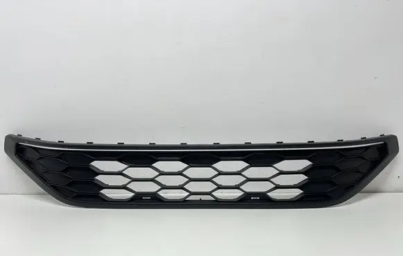 Volkswagen Taigo Front bumper upper radiator grill 2G7853671