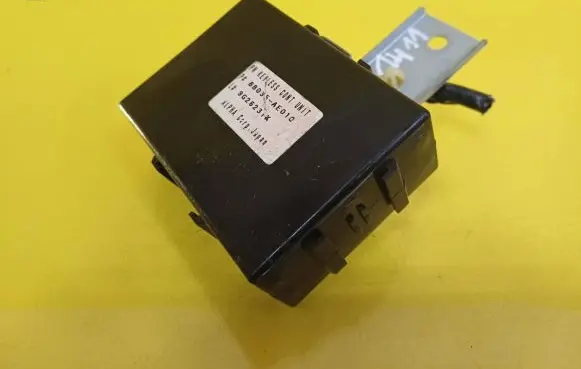 Subaru Legacy Door central lock control unit/module 88035-AE010