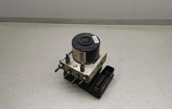 Toyota Yaris ABS Pump 895410D040 445100D031