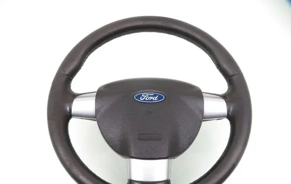 Ford Focus Steering wheel