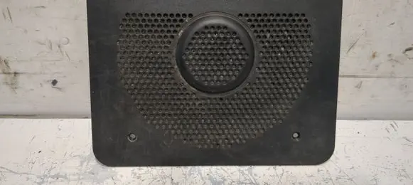 BMW 5 E60 E61 Subwoofer grill/trim 4913631822
