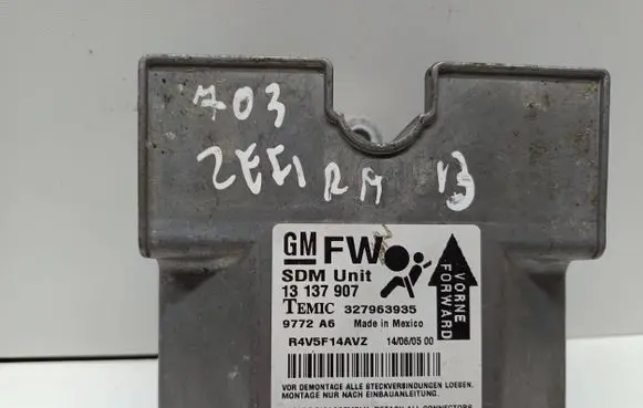 Opel Zafira B Airbag control unit/module 327963935 13137907