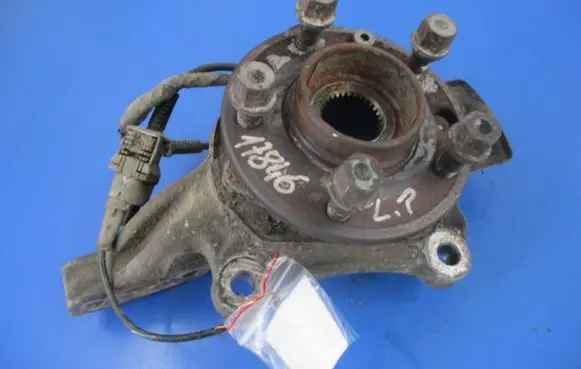 Opel Signum Front wheel hub spindle knuckle