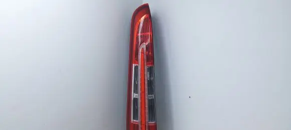 Ford C-MAX I Rear/tail lights