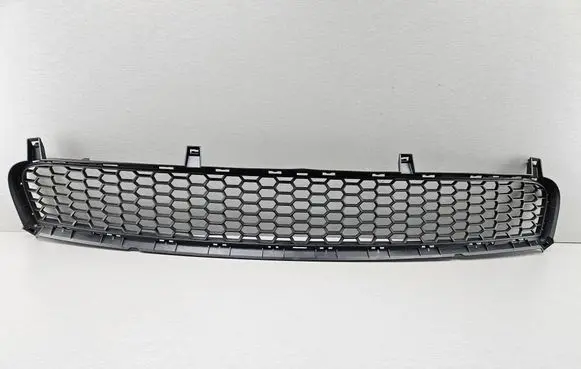 Front bumper lower grill