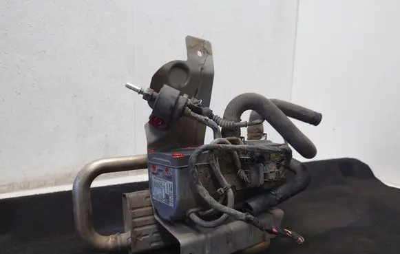 Mercedes-Benz Vito Viano W639 Auxiliary pre-heater (Webasto) A6398302700 6398302700