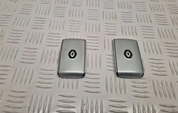 Renault Talisman Ignition key/card 