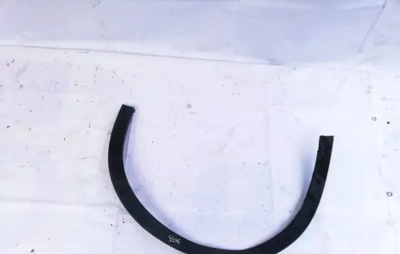 Suzuki Vitara (LY) Rear arch trim 7721154p0