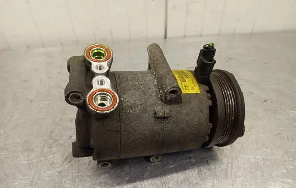 Ford Focus Air conditioning (A/C) compressor (pump) 3M5H19D629RF