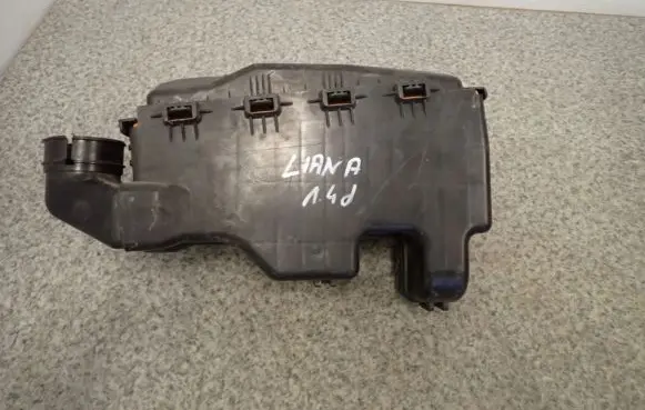 Suzuki Liana Air filter box cover 