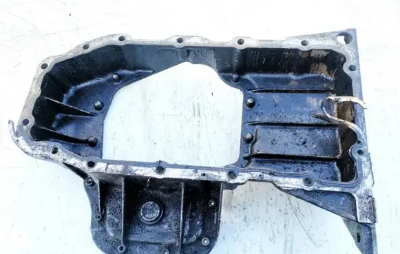 Opel Vectra B Oil sump 90400111