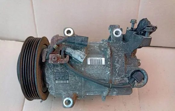 Renault Kadjar Air conditioning (A/C) compressor (pump)