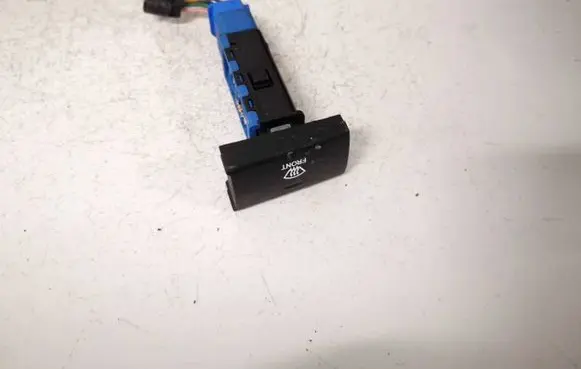 Hyundai Santa Fe Windscreen/window heater switch 202002962