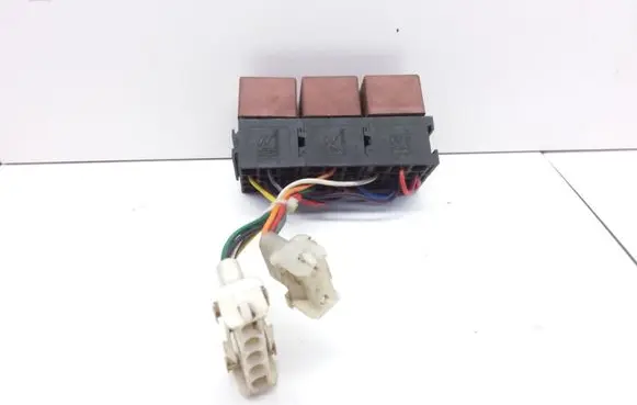 Opel Movano A Relay mounting block 500008