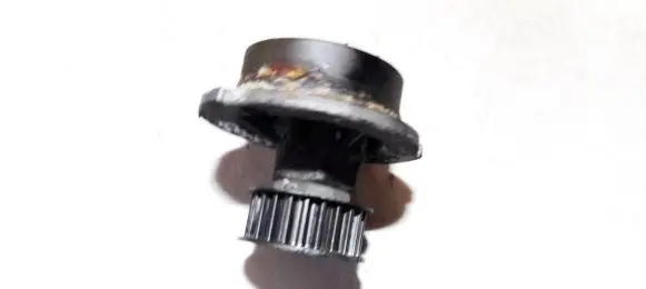 Opel Corsa B Water pump 90412725