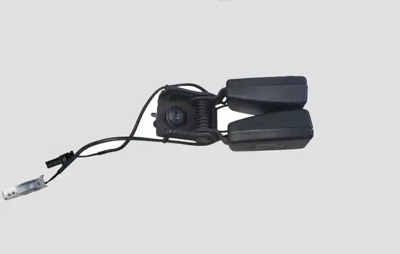 Opel Zafira C Middle seatbelt buckle (rear) 13251491 13332236 620697600