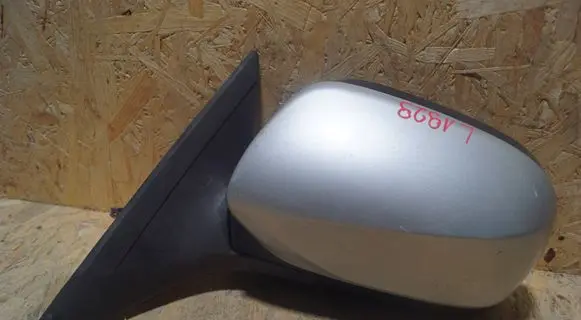 Subaru Impreza III Front door electric wing mirror