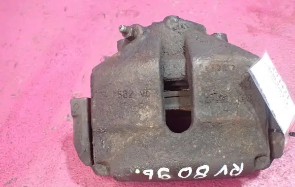 Skoda Octavia Mk2 (1Z) Front brake caliper