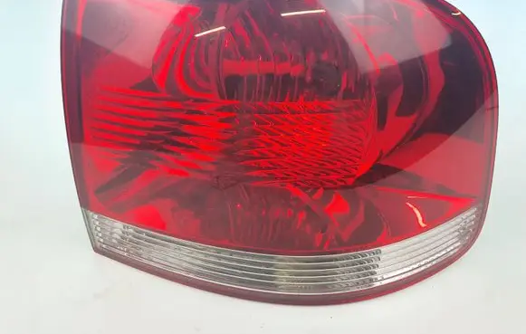 Volkswagen Touareg I Rear/tail lights 28258002