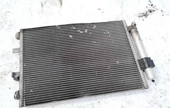 Ford Focus A/C cooling radiator (condenser)