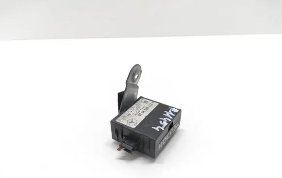 Mercedes-Benz E W211 Alarm control unit/module A2118209626