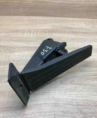 BMW 3 F30 F35 F31 Accelerator throttle pedal 6853175
