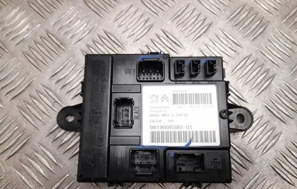 Peugeot 508 II Tailgate/trunk control unit/module 9819008380