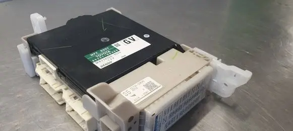 Toyota Yaris Other control units/modules 892210D400 MB2380009540