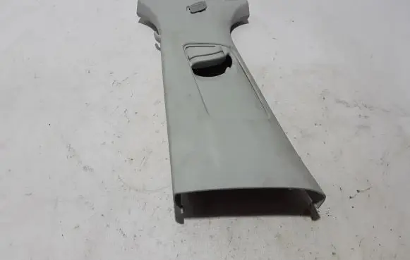 (B) pillar trim (top)