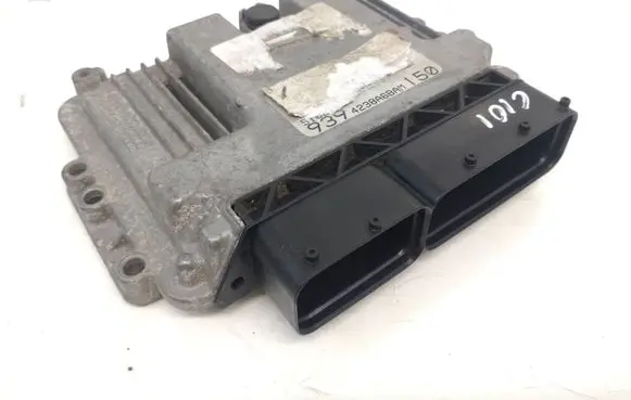 Alfa Romeo 159 Engine control unit/module 51821929 9394238A6BAM