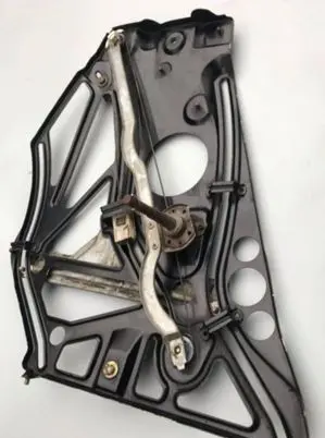 Mercedes-Benz E W124 Rear door manual window regulator 
