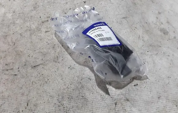 Volvo XC40 Radiator mount bracket 31686406