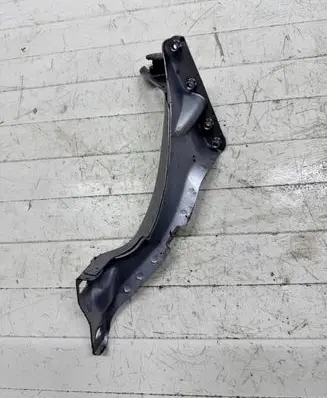 Audi A6 C7 Fender mounting bracket 4g0805816