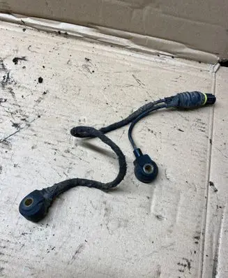 BMW 3 E36 Detonation knock sensor 0261231112 1247993