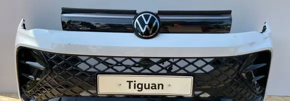 Volkswagen Golf III Front bumper 