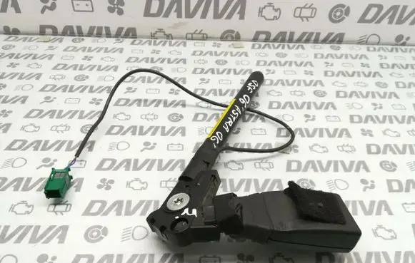 Opel Astra H Front seatbelt buckle