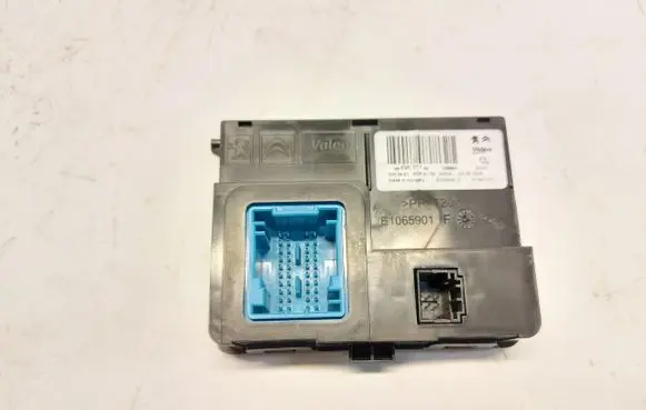 Opel Vivaro Air conditioner control unit module 9849651180JLK01