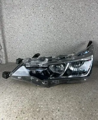 Toyota Corolla E160 E170 Headlight/headlamp 8115002L50 16741F 165290801