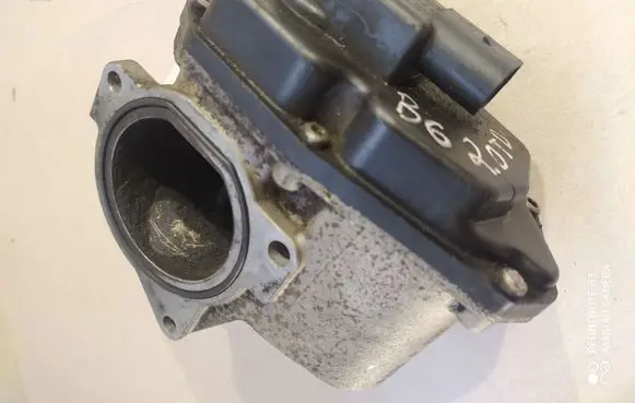 Volkswagen PASSAT B6 EGR valve 03G131501