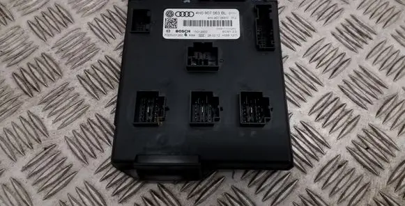 Volkswagen Touareg II Comfort/convenience module 4H0907063BL 4H0907063D 7P6907348