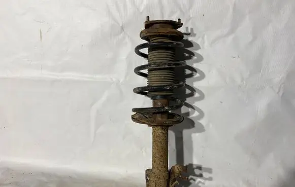 Nissan Almera N16 Front shock absorber/damper 543034M505 543034M506 543034M526