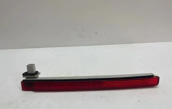 Mercedes-Benz E W211 Third/center stoplight A2118200256 2DA008625