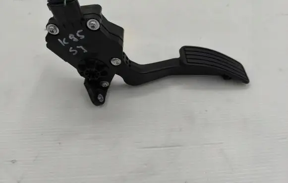Subaru Forester SJ Accelerator throttle pedal 3600FJ010