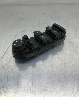 BMW 5 E60 E61 Electric window control switch 9122111 1485617 MT073200121
